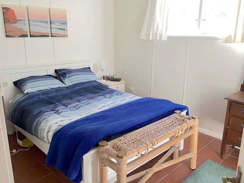 Wisteria Cottage On The Lagoon/Beach - Redcliffe Tourism 3