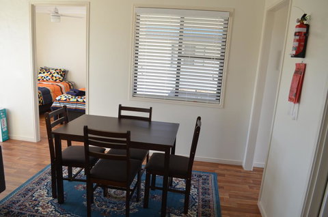 Wondai Accommodation Units And Villas - Redcliffe Tourism 2