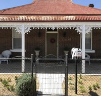 Woodstock Cottage - Redcliffe Tourism