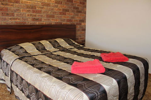 Woomargama Motel - Redcliffe Tourism 2