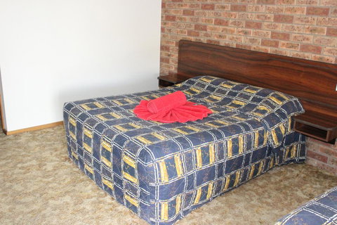 Woomargama Motel - Redcliffe Tourism 0