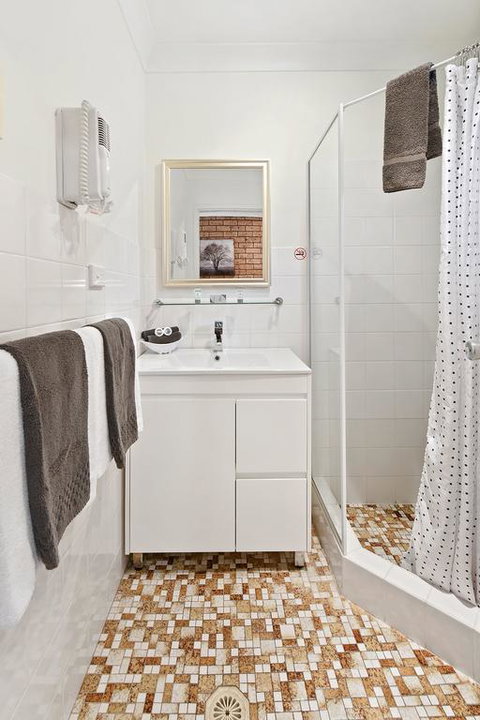 Woongarra Motel - Redcliffe Tourism 3