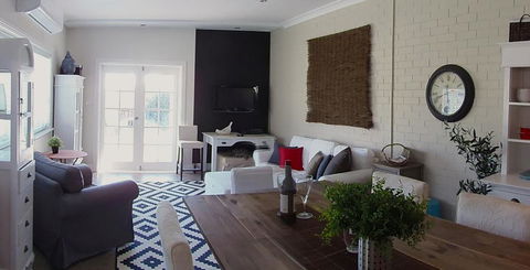 YSG The Edward Townhouse 155 - Steps To Town - Redcliffe Tourism 1