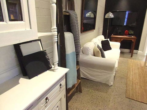 YSG The Edward Townhouse 157 - Steps To Town - Redcliffe Tourism 2