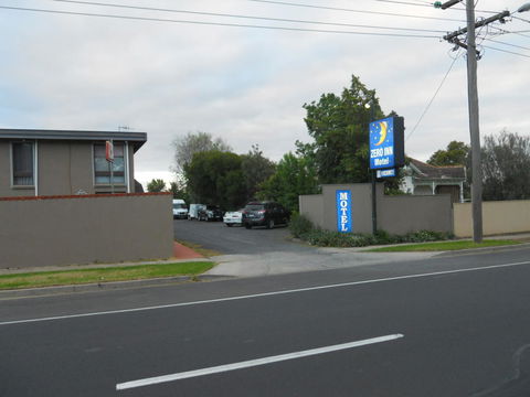 Zero Inn Motel - Redcliffe Tourism 2