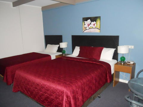Zero Inn Motel - Redcliffe Tourism 0