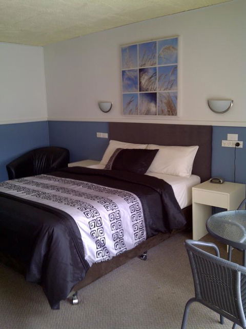 Zero Inn Motel - Redcliffe Tourism 3