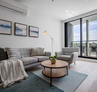 Modern City Comfy and warm AptParkvilleCarpark - Redcliffe Tourism