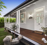 Tara-Lee - Redcliffe Tourism