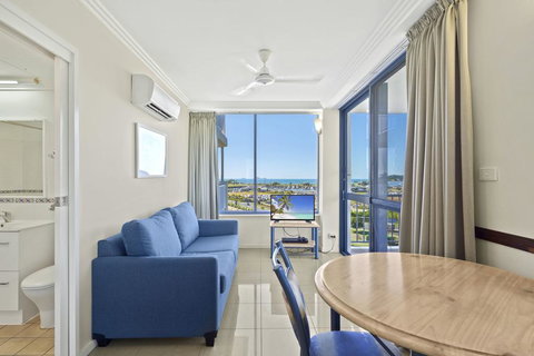 AirliediseNO Hills5min Walk 2 Port Of Airlie/Ferry TerminalWiFiNetflix - Redcliffe Tourism 3