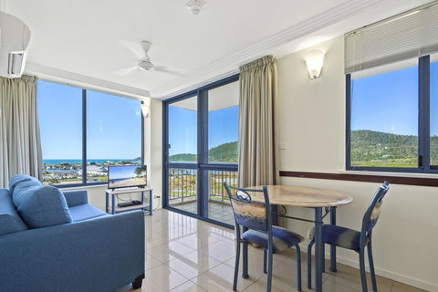 AirliediseNO Hills5min Walk 2 Port Of Airlie/Ferry TerminalWiFiNetflix - Redcliffe Tourism 0