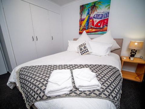 Rete's Retreat - Redcliffe Tourism 1