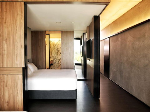 A By Adina Canberra - Redcliffe Tourism 0