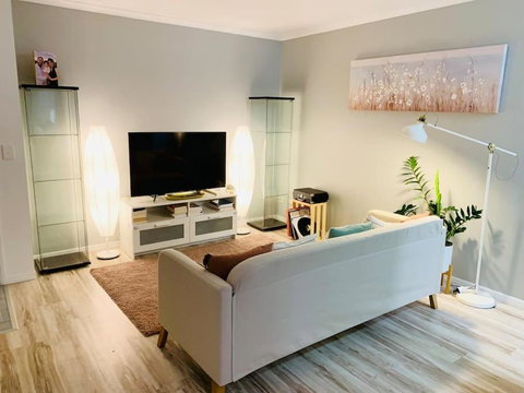 A Cosy And Peaceful Apartment In The Heart Of Yandina - Redcliffe Tourism 0