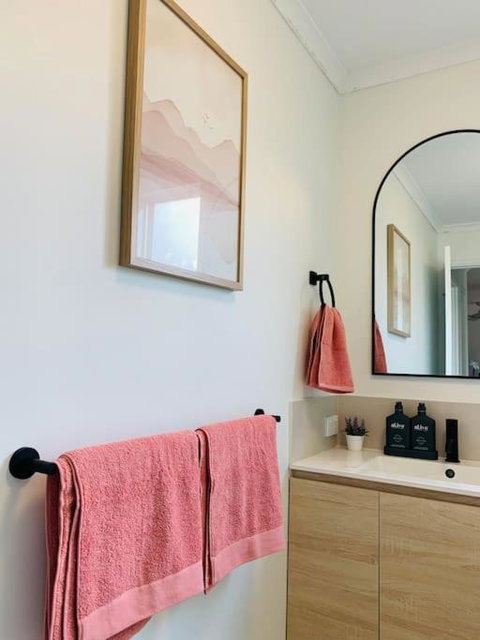 A Cosy And Peaceful Apartment In The Heart Of Yandina - Redcliffe Tourism 1