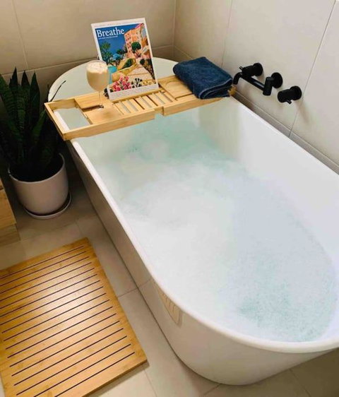 A Cosy And Peaceful Apartment In The Heart Of Yandina - Redcliffe Tourism 4