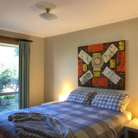 Abide Awhile - Redcliffe Tourism 3