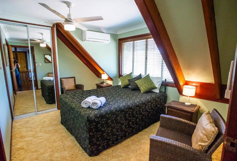 Ainslie Manor Bed And Breakfast - Redcliffe Tourism 2
