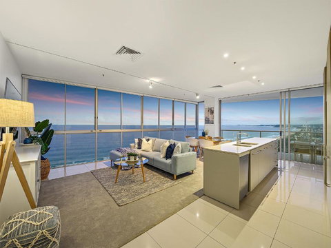 Air On Broadbeach - Redcliffe Tourism 4