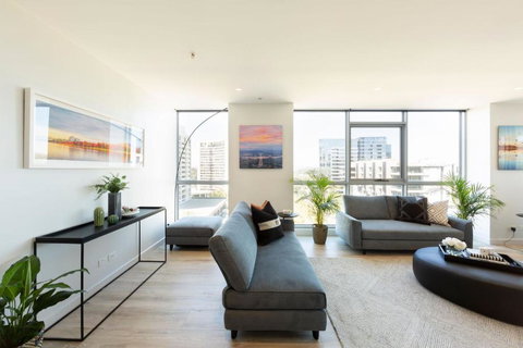 Accommodate Canberra - Metropolitan 70 - Redcliffe Tourism 2