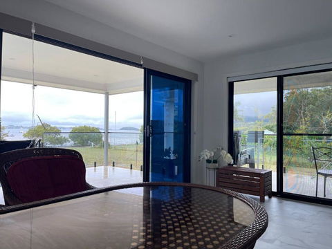 ABSOLUTE BEACHFRONT Port Stephens - Pindimar Beach House - Redcliffe Tourism 1
