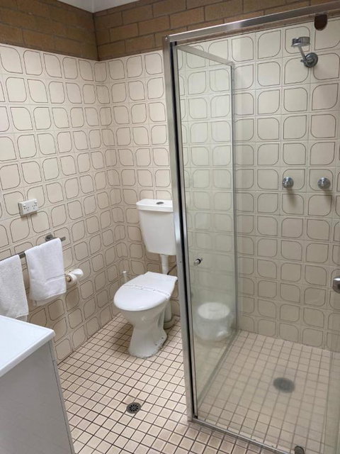 Alexander Motor Inn - Redcliffe Tourism 4