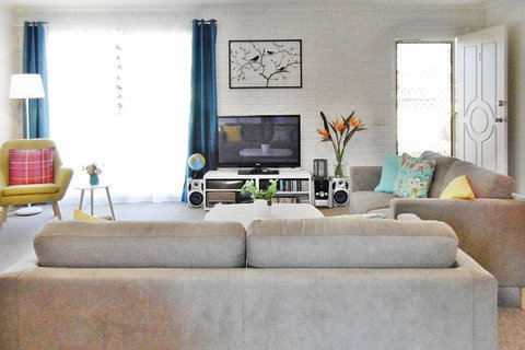 Allara 1 - Redcliffe Tourism 2