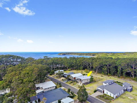 Allawah Beach House - Redcliffe Tourism 1