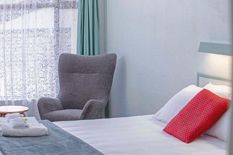 Alluna Motel - Redcliffe Tourism 3