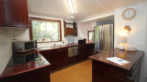 Alma Retreat - Redcliffe Tourism 3