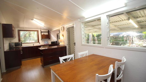 Alma Retreat - Redcliffe Tourism 4