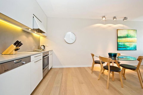 Aurora 14 - Redcliffe Tourism 2