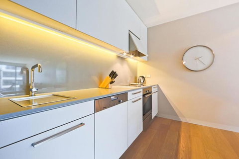 Aurora 14 - Redcliffe Tourism 3