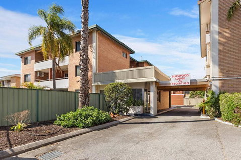 Apartment 2 Burswood - Redcliffe Tourism 4