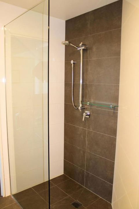 Apartment On King Street - Redcliffe Tourism 2