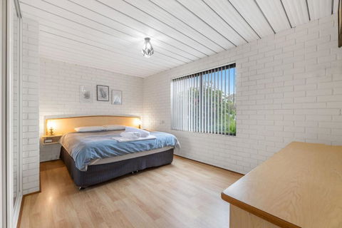 Apollo Unit 25 Ground Floor - Redcliffe Tourism 0