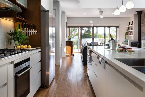 Arabella Meadows - Redcliffe Tourism 3