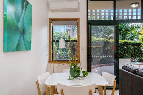 Arcadia - Redcliffe Tourism 2