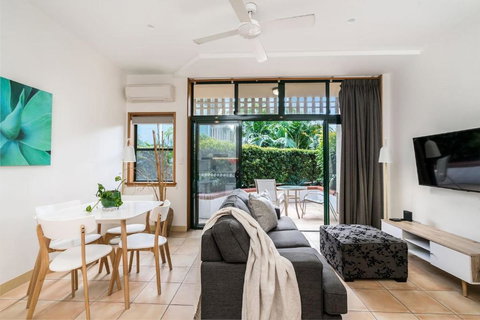 Arcadia - Redcliffe Tourism 3