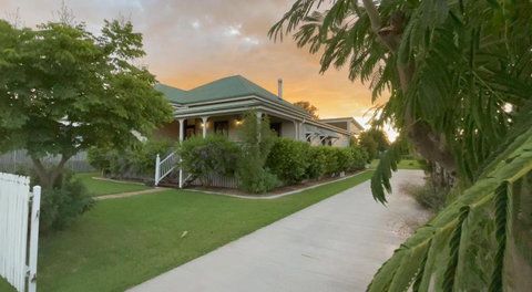 Area51 Warwick - Redcliffe Tourism 0