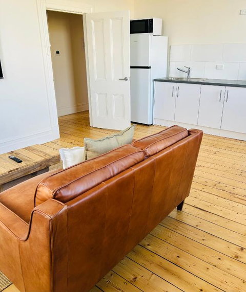 ARK Apartments - Redcliffe Tourism 3