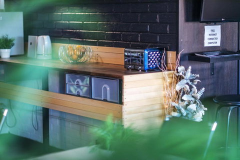 Ascot Budget Inn & Residences - Redcliffe Tourism 4