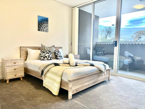 Ashfield 2 Br Apt Bus&Train Shop Parking - Redcliffe Tourism 0