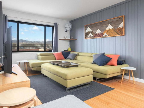 Aspen Court 8 - Redcliffe Tourism 2