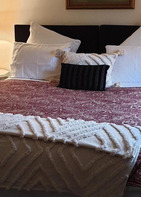 Astley Cottage - Redcliffe Tourism 2