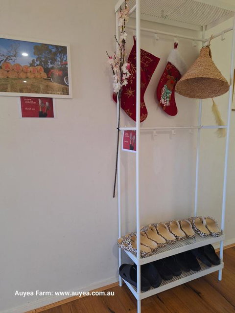 Auyea Farm 3BR Entire House - 7 Mins To Gumbuya World - Redcliffe Tourism 3