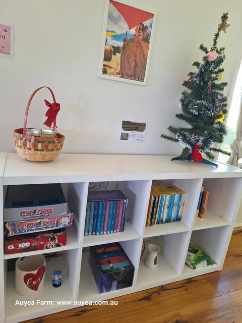 Auyea Farm 3BR Entire House - 7 Mins To Gumbuya World - Redcliffe Tourism 2