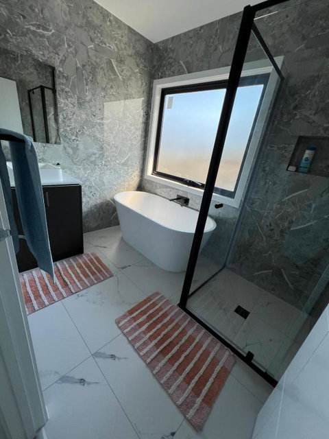 Avenue - Redcliffe Tourism 0