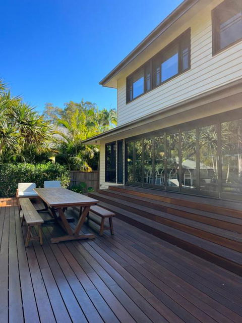 Away Guesthouse- Away On Shirley Lane - Redcliffe Tourism 4