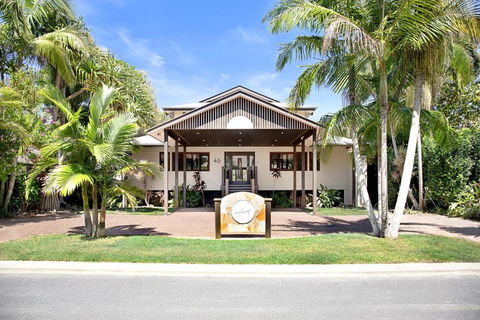 Away Guesthouse- Away On Shirley Lane - Redcliffe Tourism 1